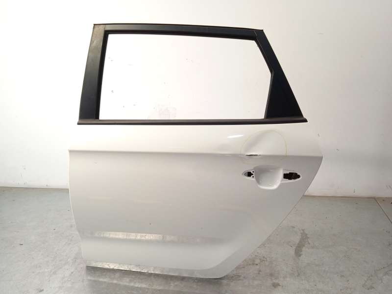 Recambio de puerta trasera izquierda para kia carens iv 1.7 crdi referencia OEM IAM 77003A4000 - Blanco 3