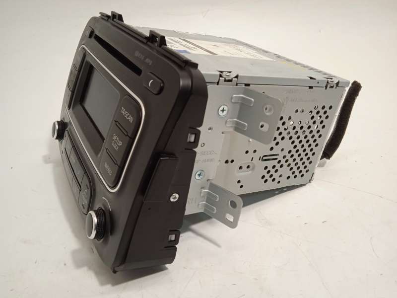 Recambio de sistema audio / radio cd para kia carens iv 1.7 crdi referencia OEM IAM 96170A4610CA - Blanco 3