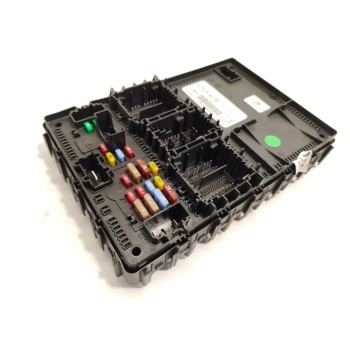 Recambio de caja reles / fusibles para ford puma (j2k, cf7) 1.0 ecoboost referencia OEM IAM LU5T15604EJAE 20230906 