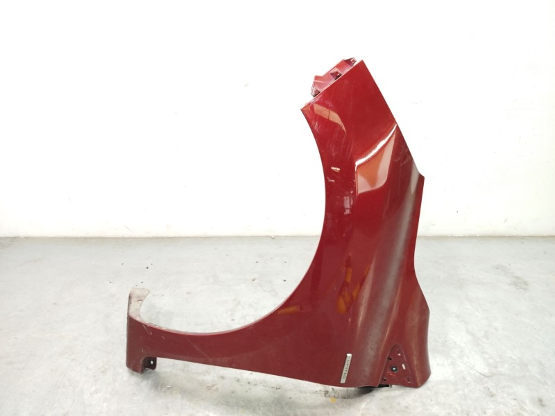 ALETA DELANTERA IZQUIERDA 631017984R 