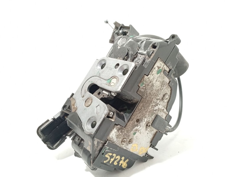 CERRADURA PUERTA DELANTERA DERECHA 805020001R 