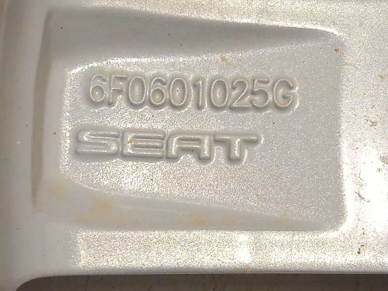 Recambio de llanta para seat ibiza v (kj1, kjg) 1.0 tsi referencia OEM IAM 6F0601025G 6F0601025G8Z8 - Blanco 8