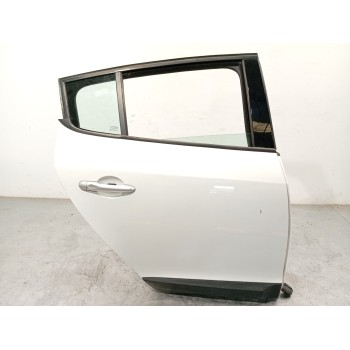 PUERTA TRASERA DERECHA 821006014R 