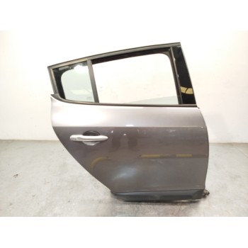 PUERTA TRASERA DERECHA 821006014R 