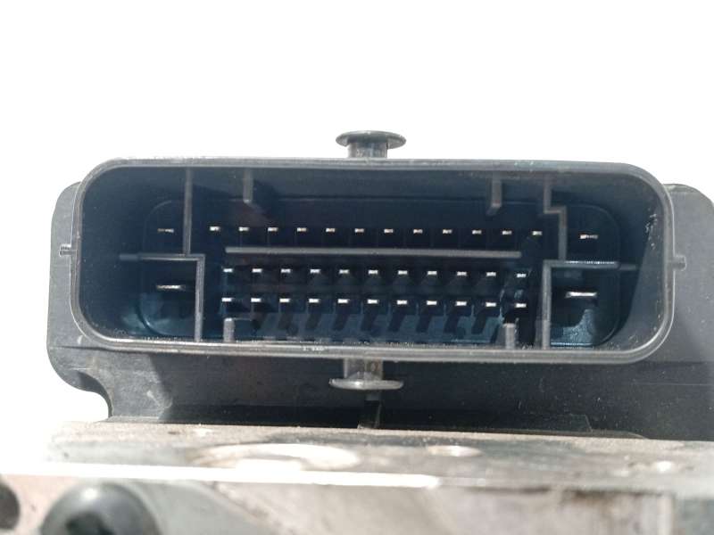 Recambio de abs para kia cee'd concept referencia OEM IAM 58920A2210 6158945200 A258920500 5