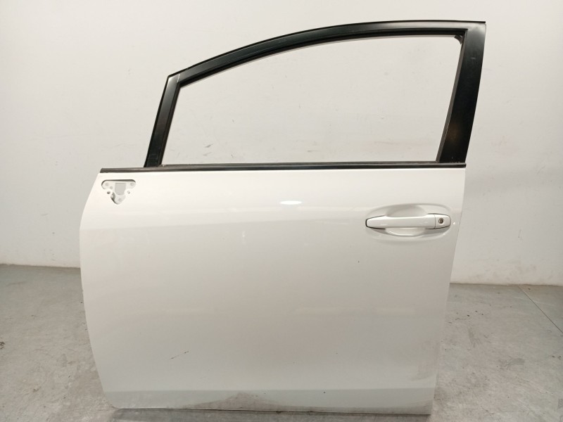 PUERTA DELANTERA IZQUIERDA 670020F020 