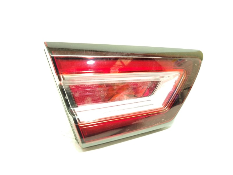 PILOTO TRASERO IZQUIERDO INTERIOR 265552424R 