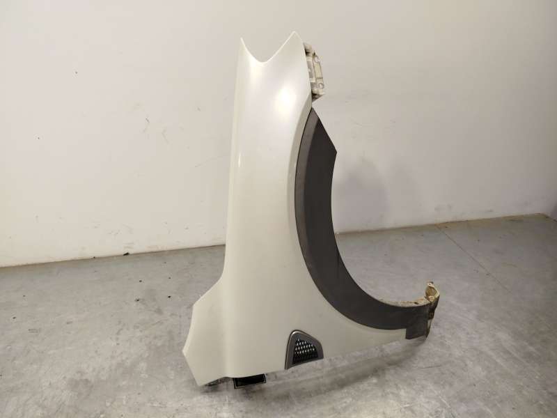 Recambio de aleta delantera derecha para chevrolet captiva (c100, c140) 2.0 d 4wd referencia OEM IAM 96624396 - Blanco 2