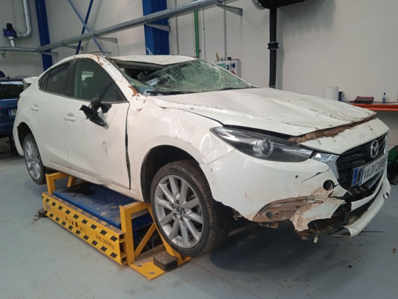 MAZDA 3 SEDÁN (BM_, BN_)