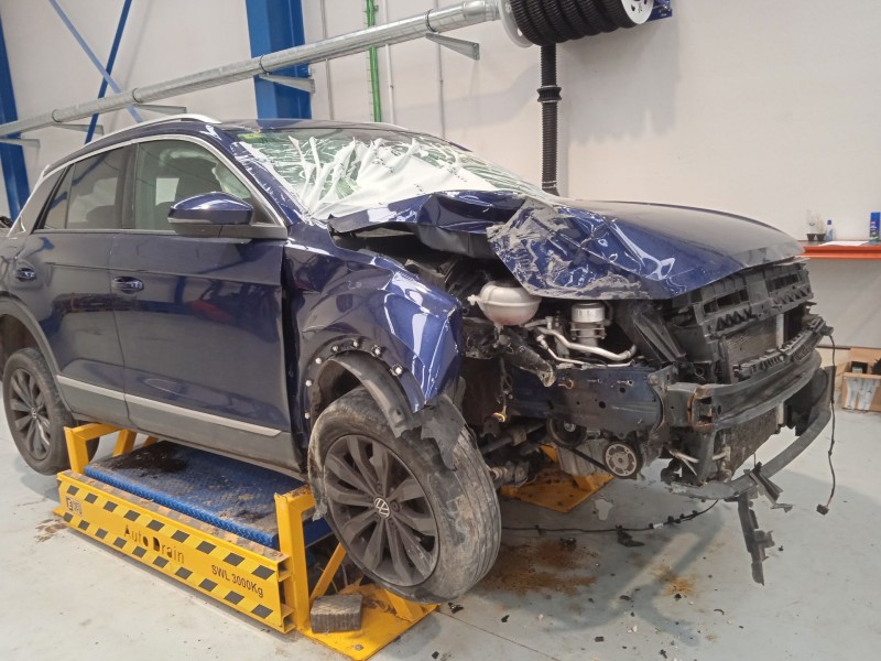 VOLKSWAGEN T-ROC (A11, D11)