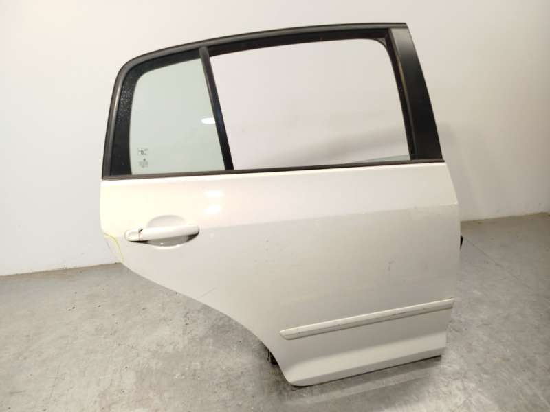 Recambio de puerta trasera derecha para volkswagen golf plus v (5m1, 521) 1.6 tdi referencia OEM IAM 5M0833106B - Blanco 2
