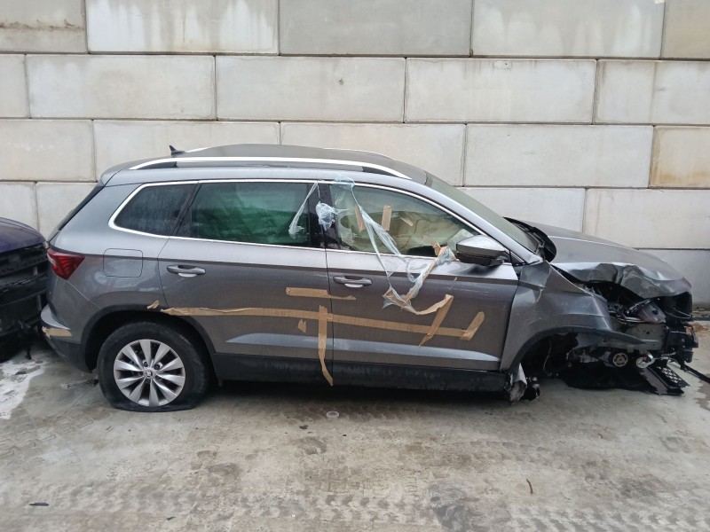 SKODA KAROQ (NU7, ND7)