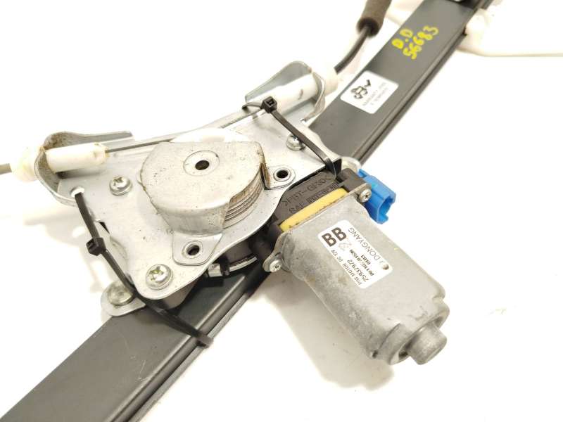 Recambio de elevalunas delantero derecho para chevrolet captiva (c100, c140) 2.0 d 4wd referencia OEM IAM 25937972 - Blanco 2