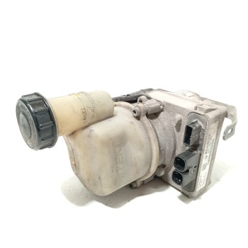 BOMBA SERVODIRECCION 491100842R 