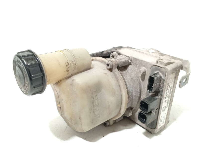 BOMBA SERVODIRECCION 491100842R 