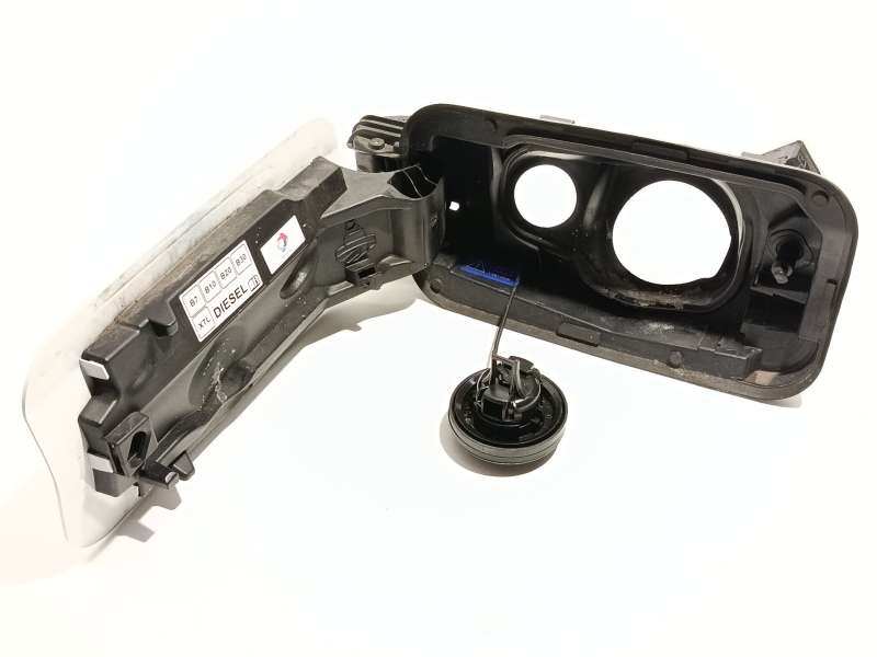Recambio de tapa exterior combustible para peugeot rifter 1.5 bluehdi 130 referencia OEM IAM 9817933380 9819748880 3