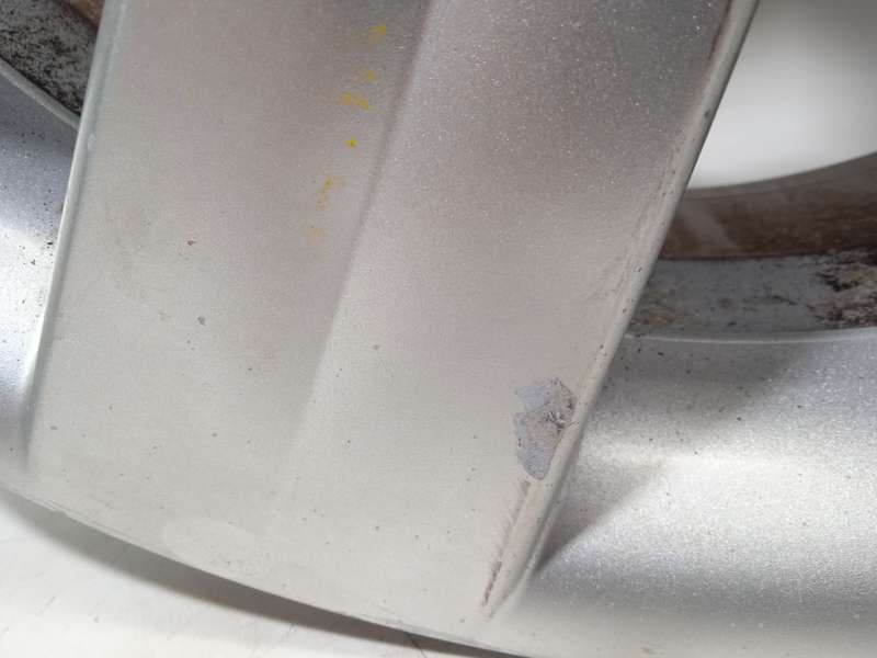 Recambio de llanta para chevrolet captiva (c100, c140) 2.0 d 4wd referencia OEM IAM 96941049 - Blanco 4