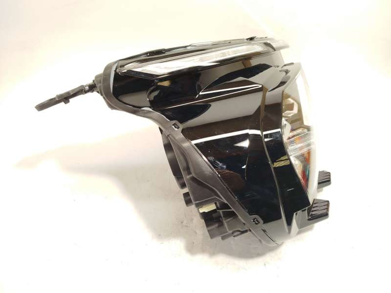 Recambio de faro derecho para citroën c4 iii 1.2 referencia OEM IAM 9830649280  73374698 3