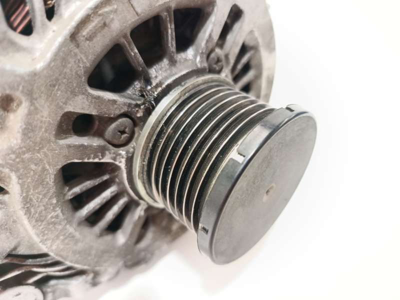 Recambio de alternador para renault laguna iii (bt0/1) 2.0 dci (bt01, bt08, bt09, bt0e, bt0k, bt12, bt1c, bt1d,... referencia OE 4