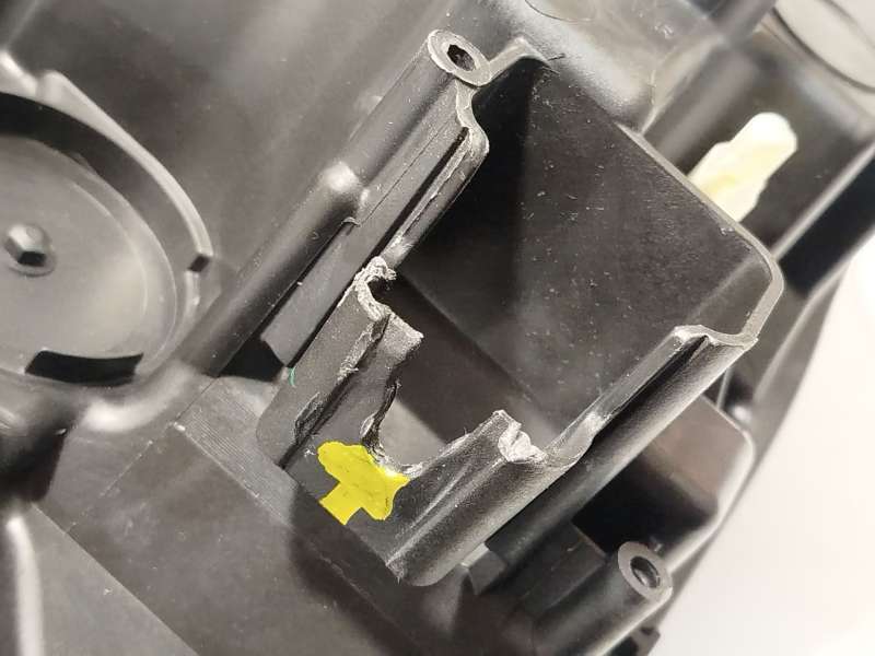 Recambio de faro derecho para citroën c4 iii 1.2 referencia OEM IAM 9830649280  73374698 7