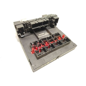 CAJA RELES / FUSIBLES 3C0937049AJ F005V00661