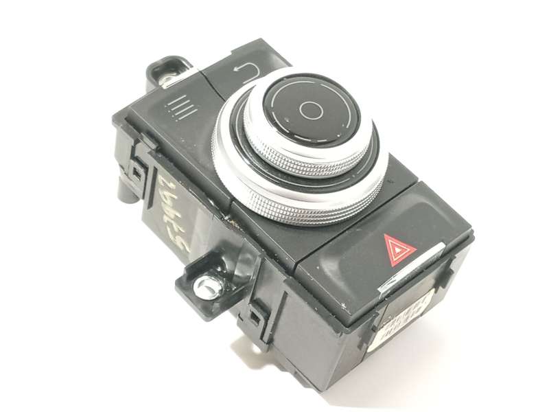 Recambio de mando multifuncion para maserati levante suv (m161) 3.0 d q4 referencia OEM IAM 670087463 2