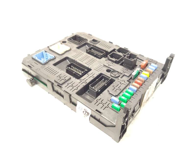 Recambio de caja reles / fusibles para citroën c4 grand picasso i (ua_) 1.6 hdi referencia OEM IAM 9664059080 657064 2