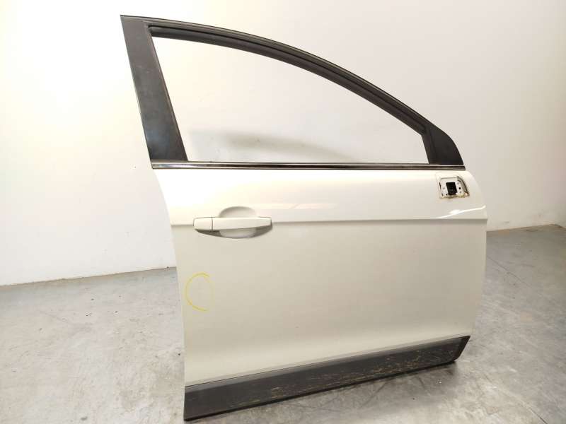 Recambio de puerta delantera derecha para chevrolet captiva (c100, c140) 2.0 d 4wd referencia OEM IAM 42352070 - Blanco 2