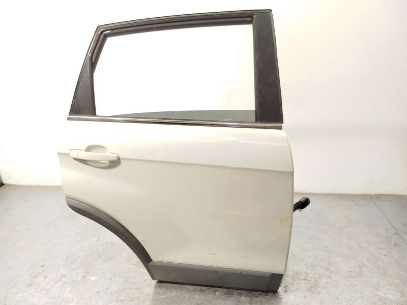Recambio de puerta trasera derecha para chevrolet captiva (c100, c140) 2.0 d 4wd referencia OEM IAM 94543753 - Blanco 4