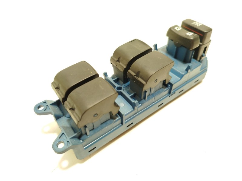 MANDO ELEVALUNAS DELANTERO IZQUIERDO 840400F080 