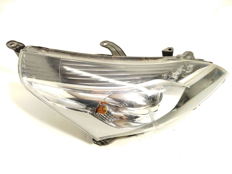 FARO DERECHO 811100F18100 