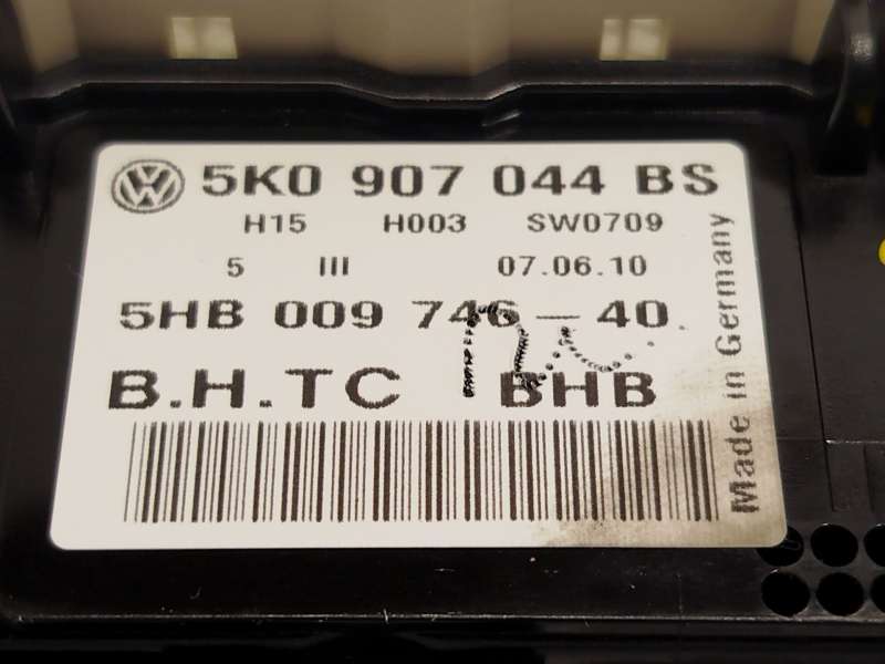 Recambio de mando climatizador para volkswagen passat b6 (3c2) 2.0 tdi referencia OEM IAM 5K0907044BSZJU  5HB00974640 - Azul 5