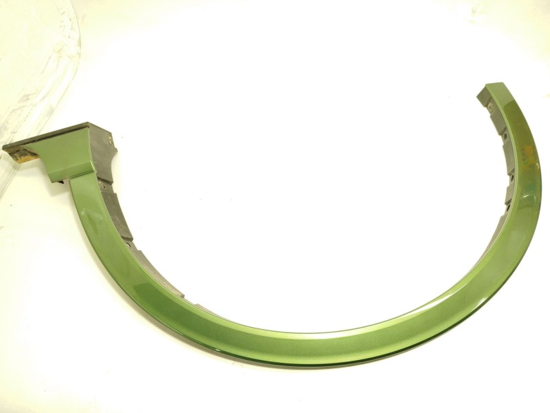 ALETIN DELANTERO IZQUIERDO 2640770 NV4BS16D239AAPRAA 