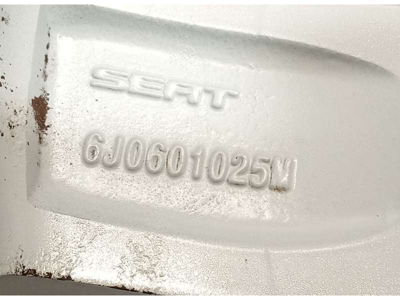 Recambio de llanta para seat ibiza iv (6j5, 6p1) 1.2 tsi referencia OEM IAM 6J0601025M 6J0601025M8Z8 8