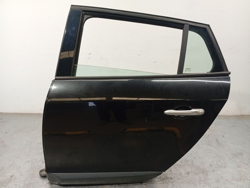 PUERTA TRASERA IZQUIERDA 821012909R 