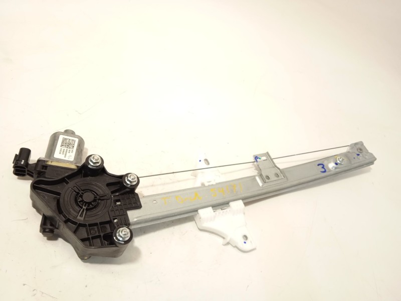 ELEVALUNAS TRASERO DERECHO 83460Q0000 83402Q0010 