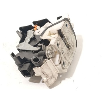 CERRADURA PUERTA DELANTERA DERECHA 5715A684 MN167832 