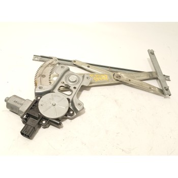 ELEVALUNAS DELANTERO DERECHO 5713A090 