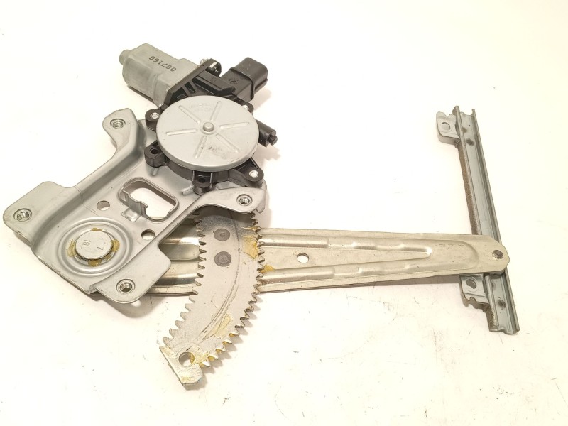 ELEVALUNAS TRASERO DERECHO 5713A089 