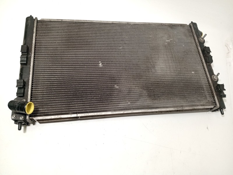 RADIADOR AGUA 1350A383 