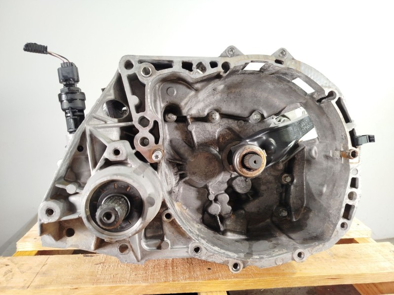 CAJA CAMBIOS JH1053 6001547276 