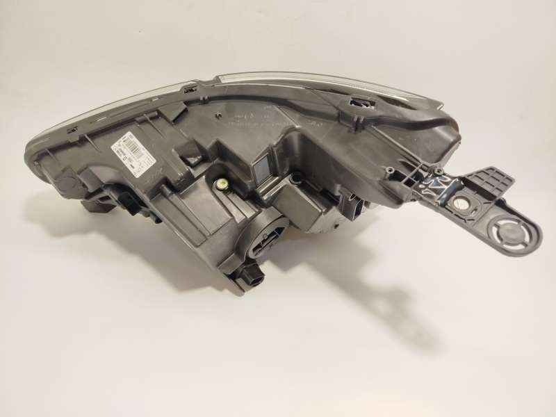 Recambio de faro derecho para citroën c4 iii 1.2 referencia OEM IAM 9830649280  73374698 4