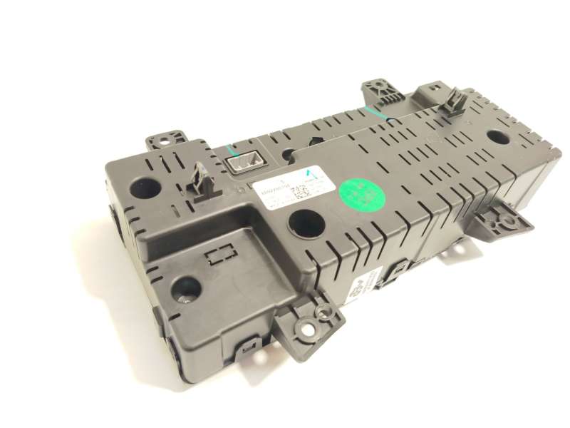 Recambio de cuadro instrumentos para lynk & co 01 phev referencia OEM IAM 8892280194  P8892280194 - Negro 5