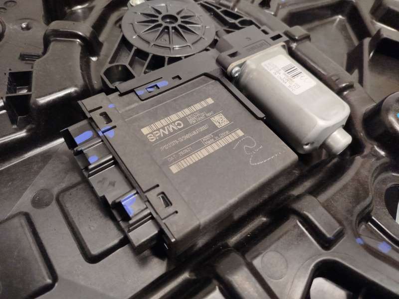 Recambio de elevalunas delantero derecho para lynk & co 01 phev referencia OEM IAM 8889188964  966269103 - Negro 2