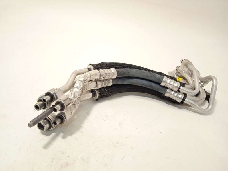 Recambio de tubos aire acondicionado para tesla model 3 ev referencia OEM IAM 109215600F 162670100C - Blanco 2