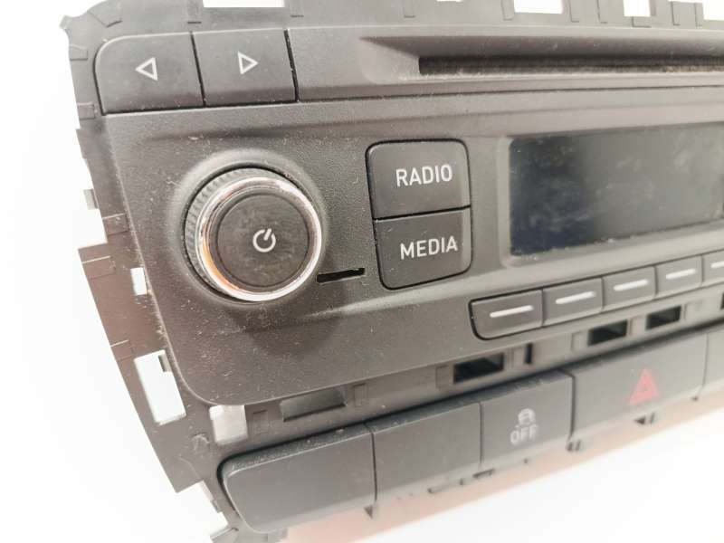 Recambio de sistema audio / radio cd para seat ibiza iv (6j5, 6p1) 1.2 tsi referencia OEM IAM 6J0035156AZU 3