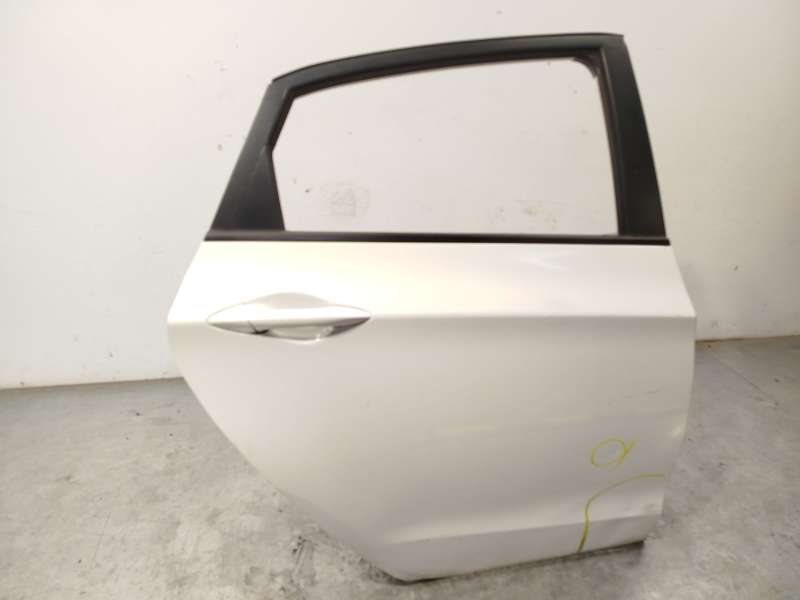 Recambio de puerta trasera derecha para hyundai i30 (gd) 1.4 crdi referencia OEM IAM 77004A6000 - Blanco 2