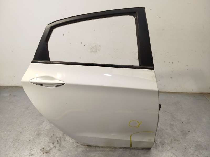 Recambio de puerta trasera derecha para hyundai i30 (gd) 1.4 crdi referencia OEM IAM 77004A6000 - Blanco 3