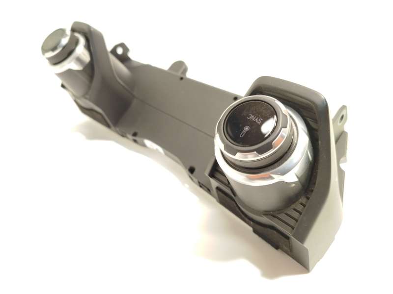 Recambio de mando climatizador para lynk & co 01 phev referencia OEM IAM 8890669966 - Negro 3