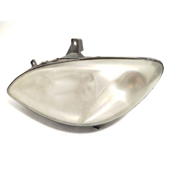 FARO IZQUIERDO A6398200161 